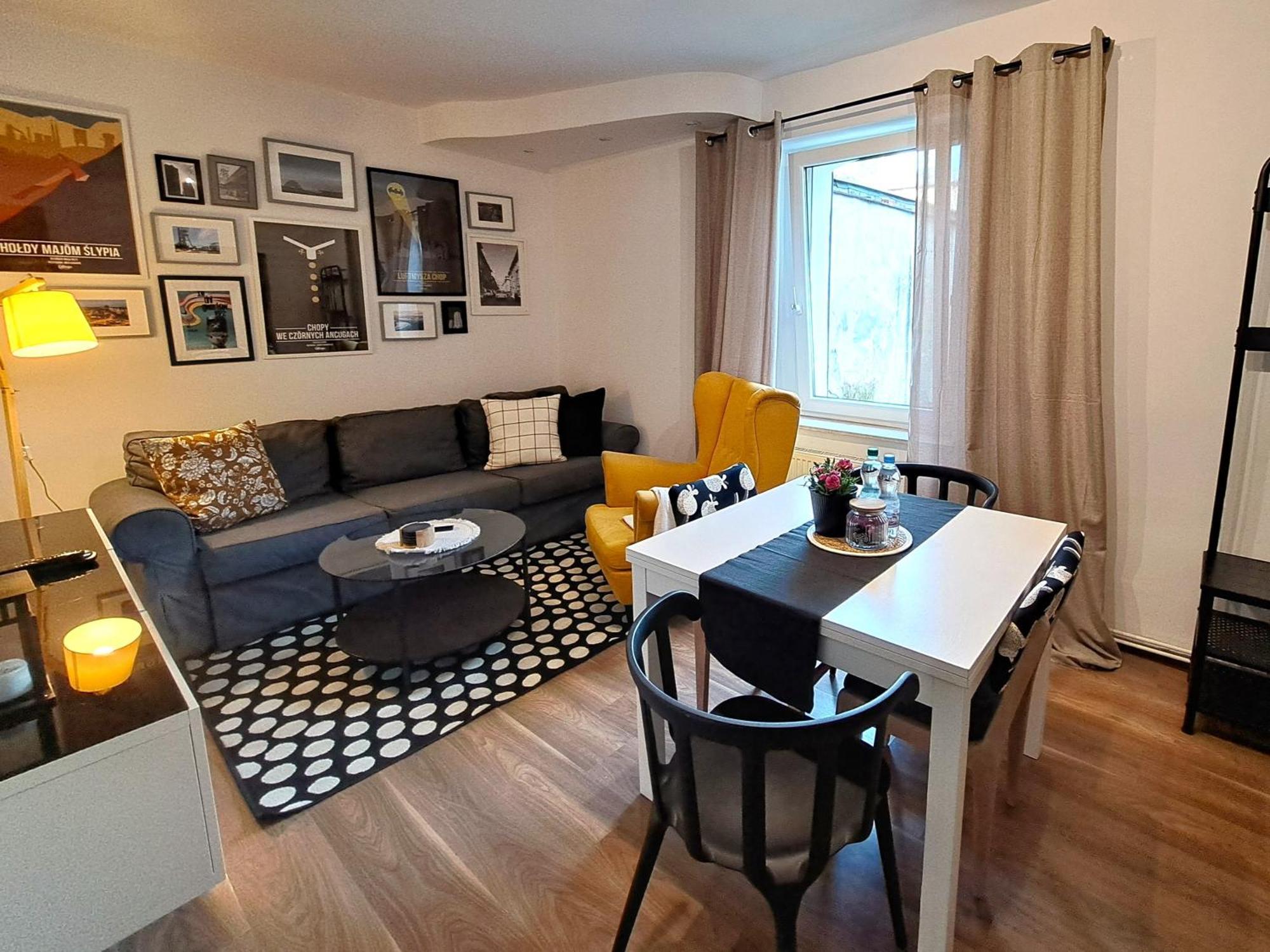 Ferienwohnung Gryfny Familok Kattowitz Exterior foto